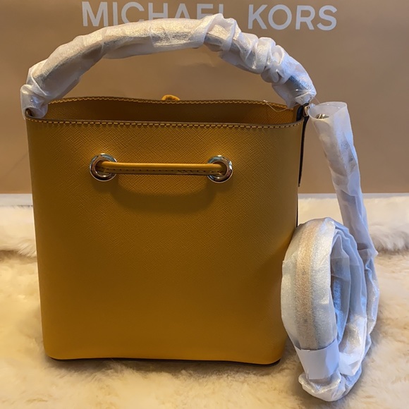 SOLD Mk Suri small bucket xbody bag - Picture 2 of 7